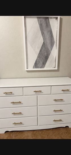 9 Drawer Dresser