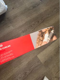 TYMO Flat Iron Hair Curler NEW IN BOX