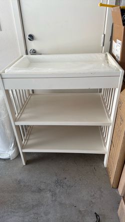 Baby changing table