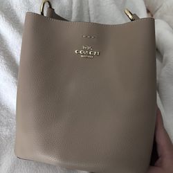 Coach Bucket Bag