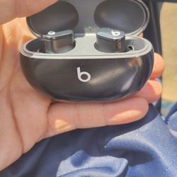 Brats By Dre Studio Earbuds