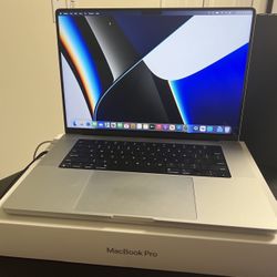 MacBook Pro 16 Inch