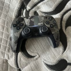 PlayStation 5 Controller Gray Camo