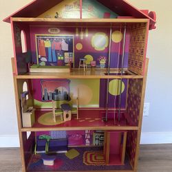 Doll House Barbies 