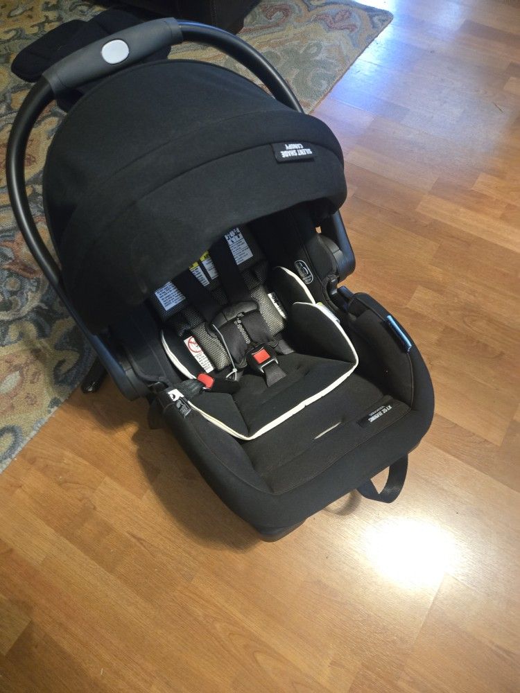 Infant Car Seat Graco Snugride Snugfit 35 Lx With Base