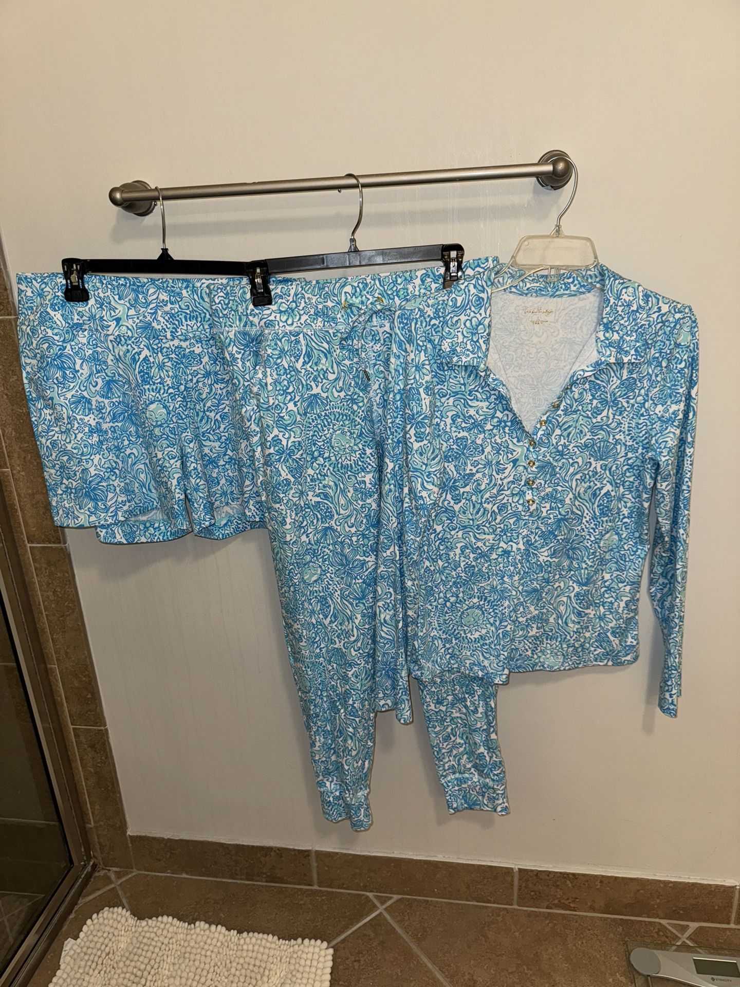 Women’s Size Large Lilly Pulitzer Pants, Top & Shorts