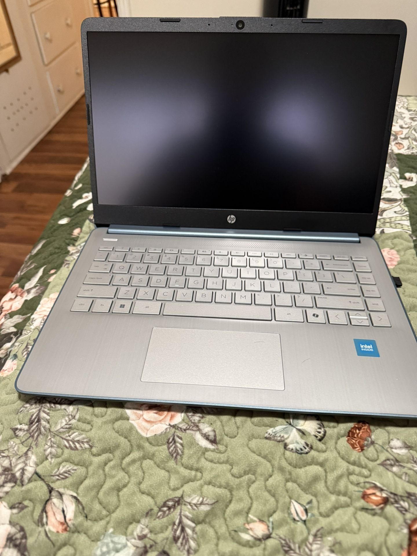 HP LAPTOP IT COMES WITH OFFICE 365