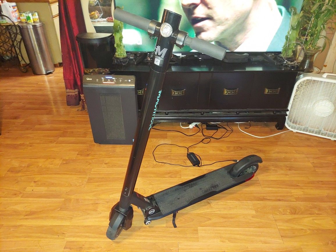 Temocar Macwheel Macwheel MX3 Electric Scooter 16mph 17mile for Sale in Aloha, OR - OfferUp