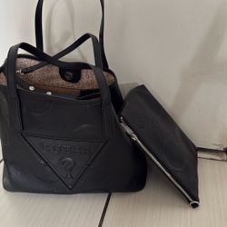 Guess Purse And Clutch