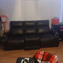 Recliner sofa