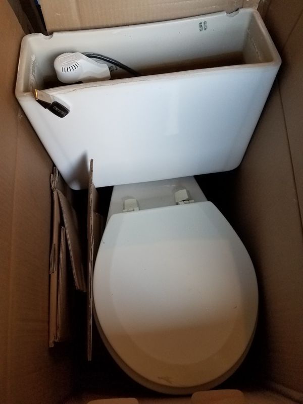 Nice White clean toilets for Sale in Virginia Beach, VA OfferUp