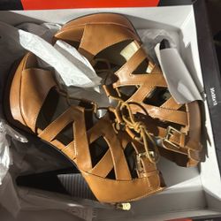 Guess Heels Size 6.5