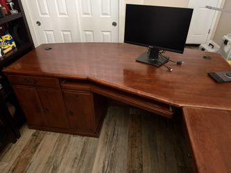 Large Office Desk