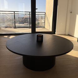  HIGH QUALITY COFFEE TABLE