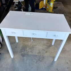 Free White Desk-needs Paint 