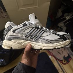 Adidas Response CL 'White Silver Black' 