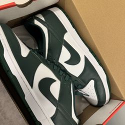 Michigan State Dunks