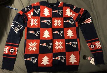 BRAND NEW WITH TAGS NEW ENGLAND PATRIOTS CHRISTMAS SWEATER SIZE MENS LARGE