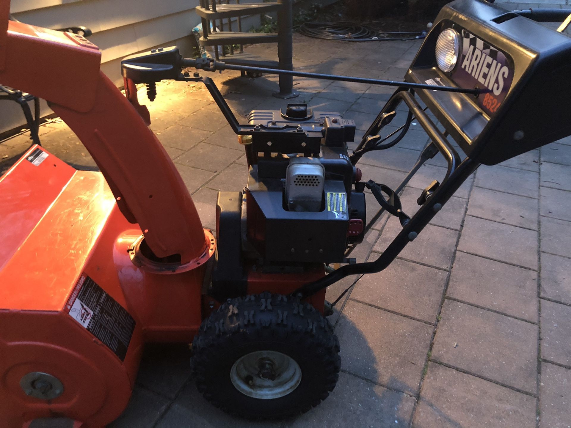 ARIENS 8524 Snow Blower for Sale in Lawnside, NJ OfferUp