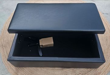 Storage ottoman