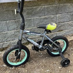 Kids Bicycle With Training Wheels, Best Offer