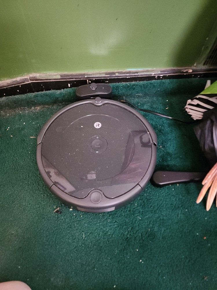 Roomba I3