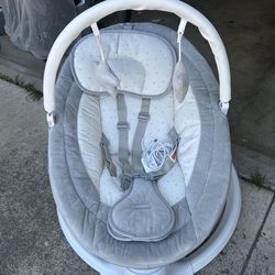 Baby Rocker L to R with Music