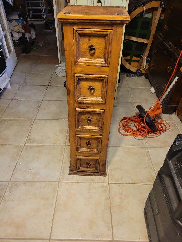 Desser 5 Drawer