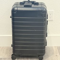 Away The Bigger Carry-On: Aluminum Edition black luggage