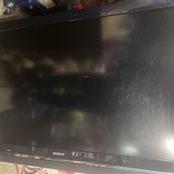 Sony 46” Bravia S-Series LCD HDTV (Model KDL-46S5100)