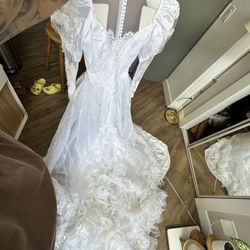 Vintage White Pouf Long Sleeve Wedding Dress