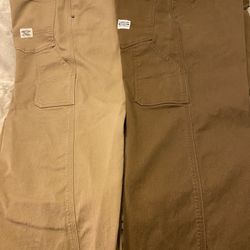 2 Pair Of 32/30 Levi’s Cargo Pants.