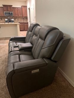 massaging  couches