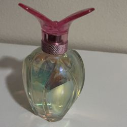 miriah carey’s perfume spray 