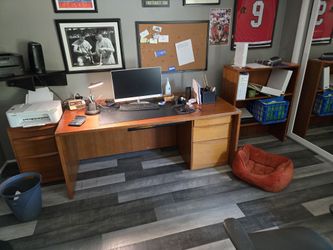 Desk Set