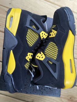 Jordan 4 Thunder