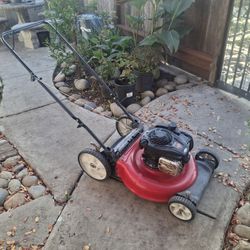 Troy-Bilt Lawnmower No BAG 