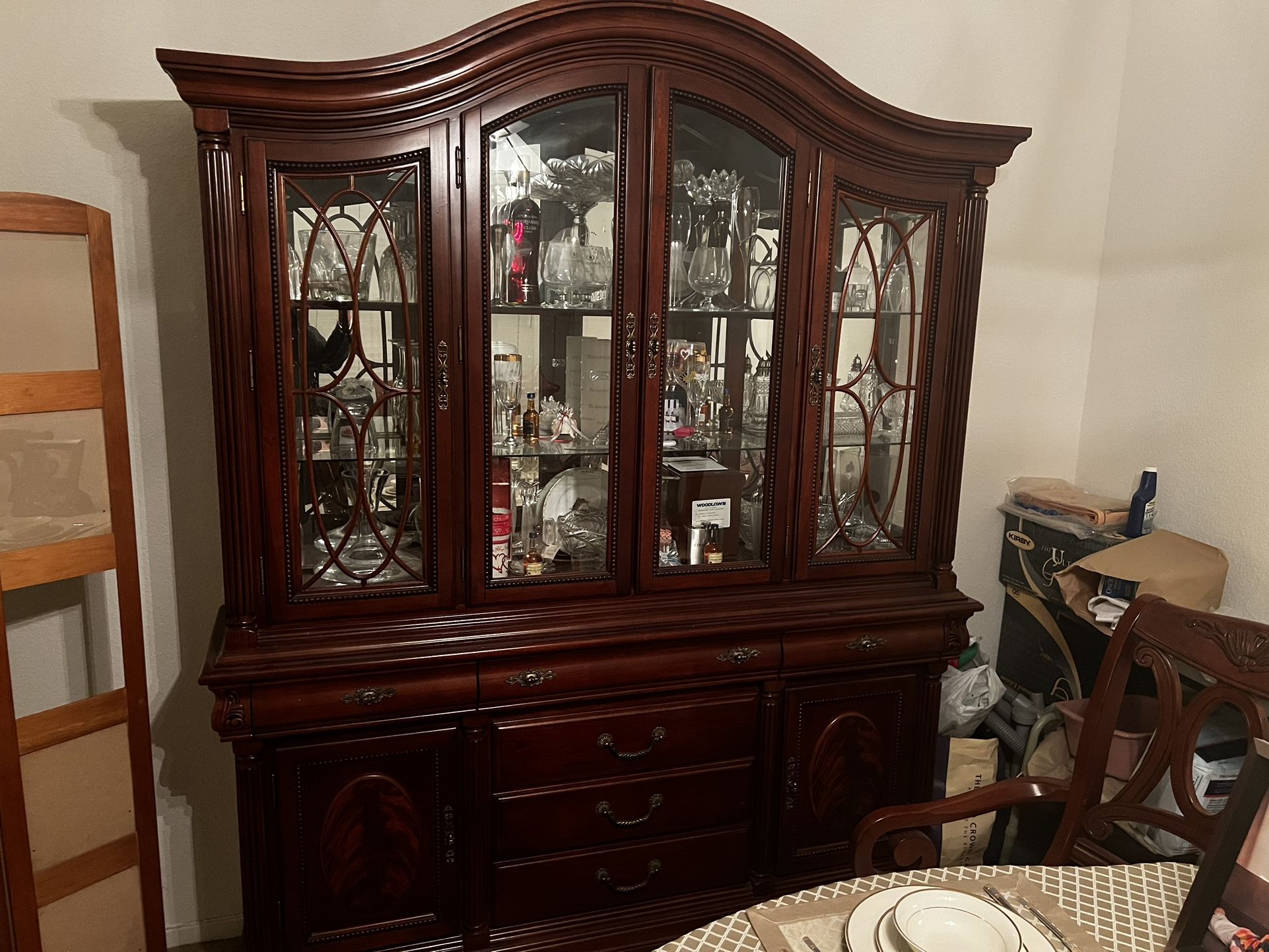 China Cabinet 