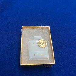 Single 10k gold Nugget Earing
