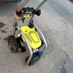 3300 PSI Honda Pressure Washer