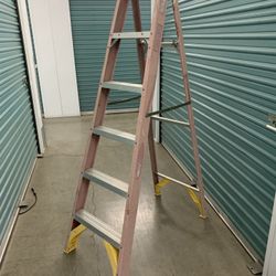 Fiberglass Ladder 