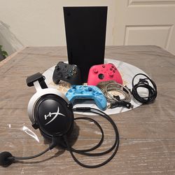 Xbox Series X 1TB with 3 controllers and headset