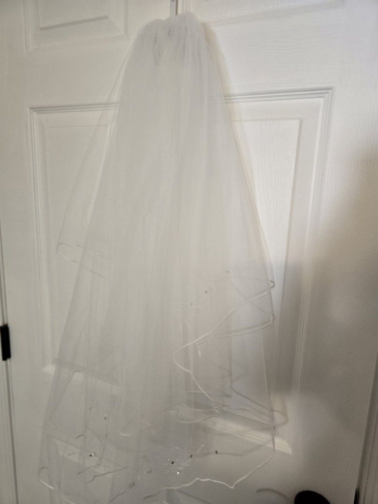 Bridal Veil 33 Inch Davids Bridal