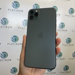 iPhone 11 Pro Max Unlocked $380 Comes With Case And Charger For Free !!!