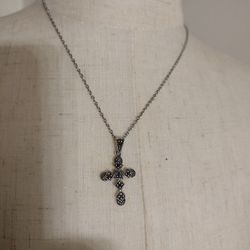925 Sterling Silver Marcasite Cross Pendant 