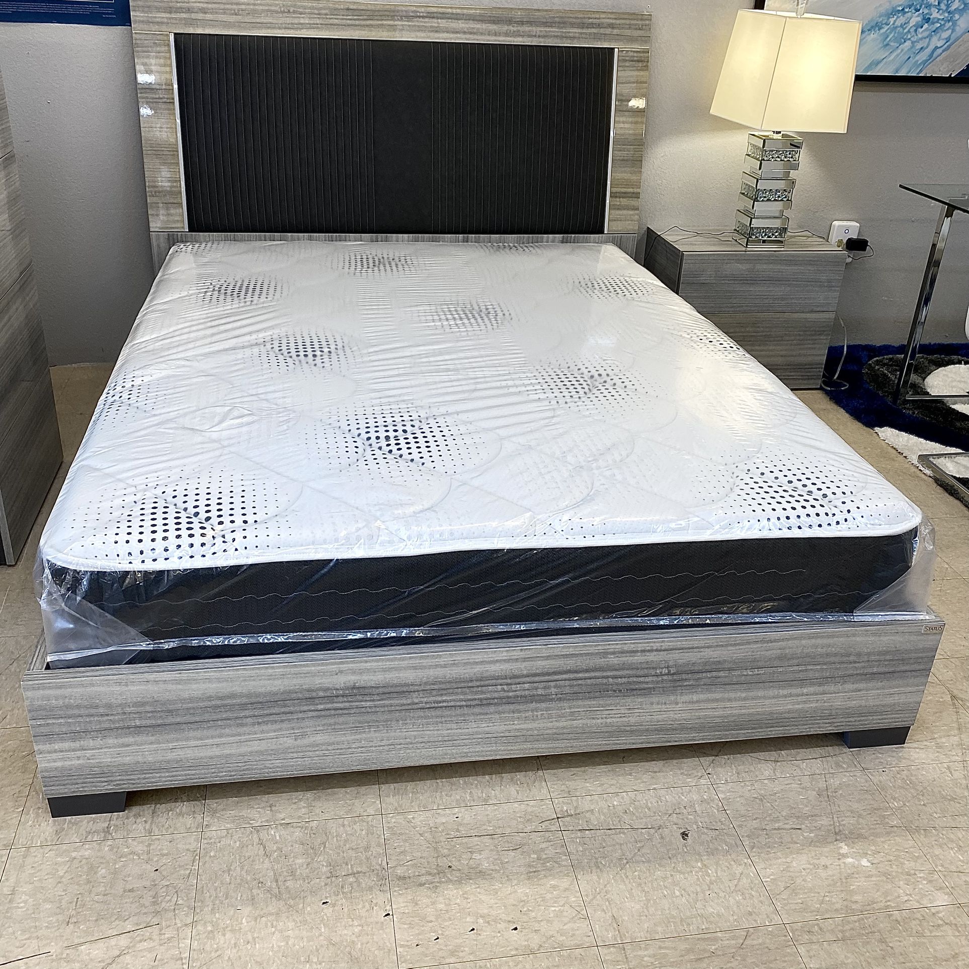 King Size Mattress 12” Inches Thick Plush Firm New From Factory Wrapped in Plastic Also Available: Twin, Full And Queen Same Day Delivery 🚚