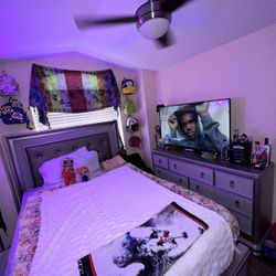 Bed Frame & Dresser *READ DESCRIPTION*