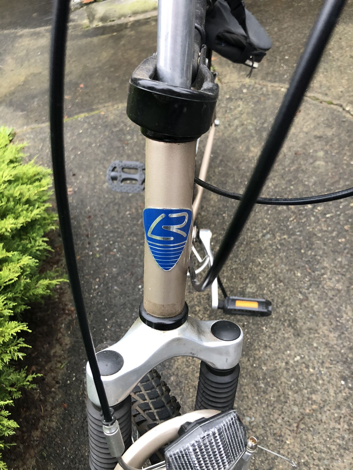 Hardly used LandRider Auto Shift Adult Bikes for Sale in Seattle, WA