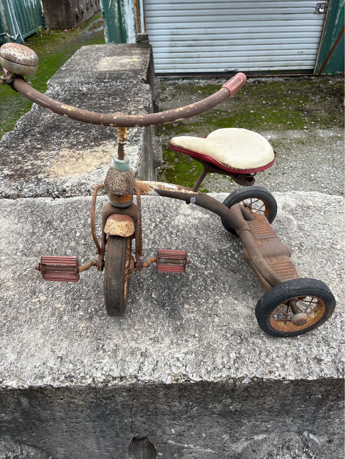 Vintage Murray Tricycle With Bell