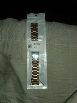 NEW ROSE GOLD METAL WATCH BAND FOR SAMSUNG GALAXY WATCH 4,5 AND 5 PRO.